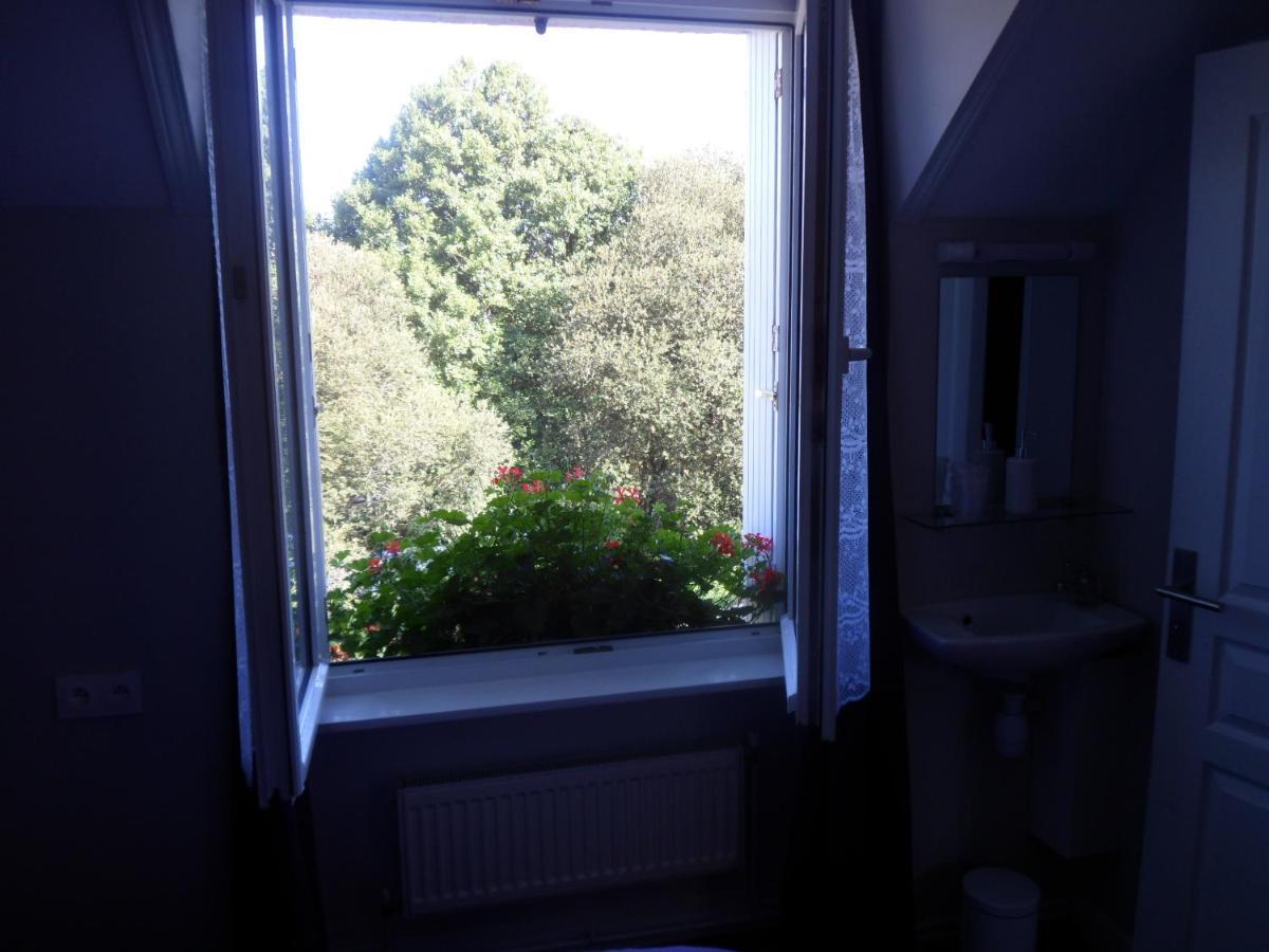 Riverside Bed And Breakfast Huelgoat Extérieur photo
